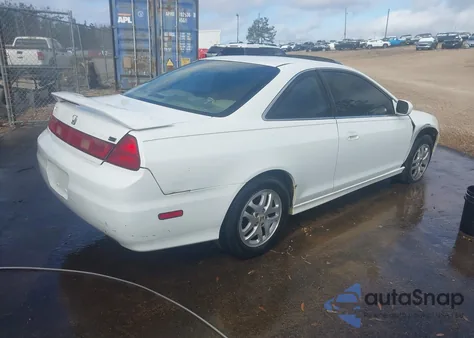 2001 Honda Accord 3.0 Ex z USA, uszkodzony, nr VIN 1HGCG225X1A000842